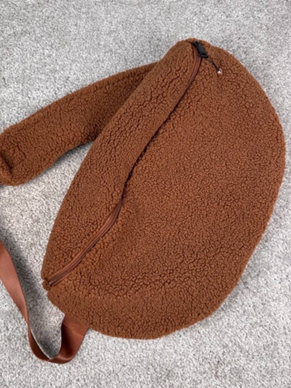 Calia Womens Rocky Mountain Brown Sherpa Large Sling Bag 17'x10'x6' Adjustable S